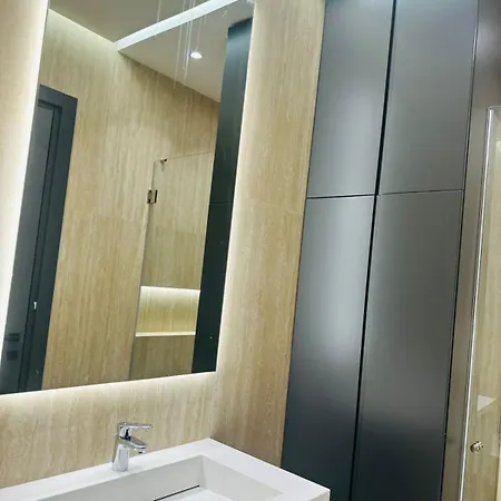 아파트 Rose Bianco 티라나